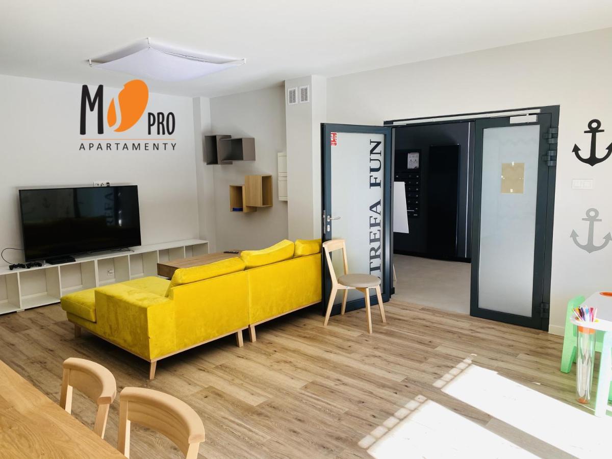 Ms Pro Apartamenty Kolo Brzegu Kolobrzeg Bagian luar foto