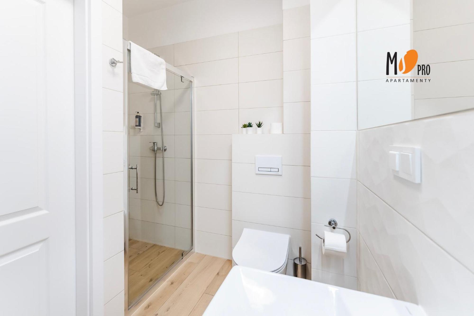Ms Pro Apartamenty Kolo Brzegu Kolobrzeg Ruang foto